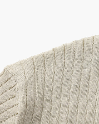 Polo de rayas en relieve de alta calidad